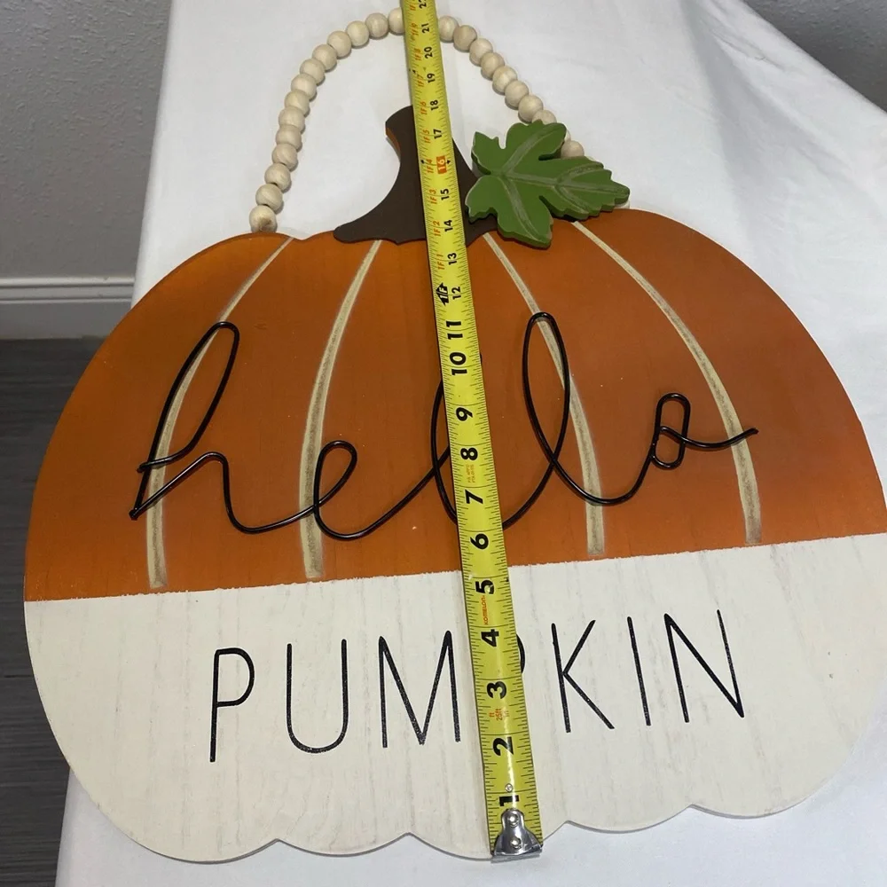 Hello Pumpkin Wooden Door/Wall Decor ⭐️